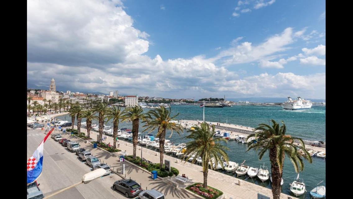 Adriatik Lux Riva Apartament